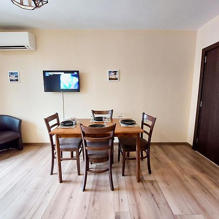 Апартаменти За Гости Делукс Burgas Stad Buitenkant foto