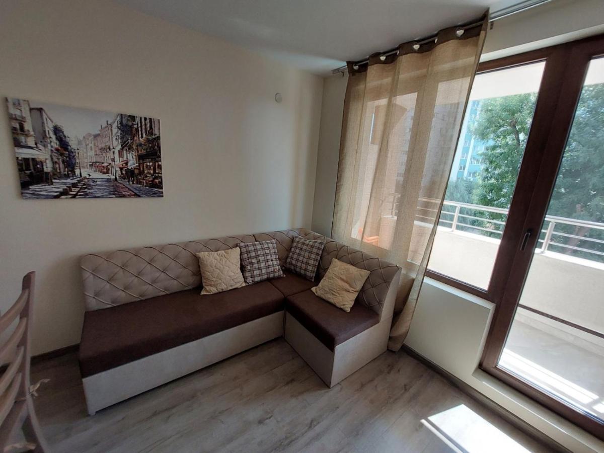 Апартаменти За Гости Делукс Burgas Stad Buitenkant foto