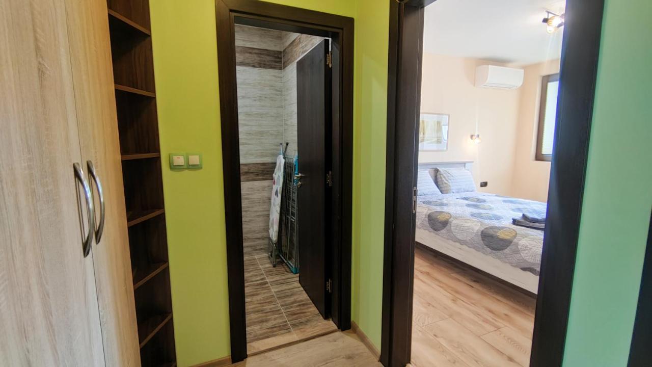 Апартаменти За Гости Делукс Burgas Stad Buitenkant foto